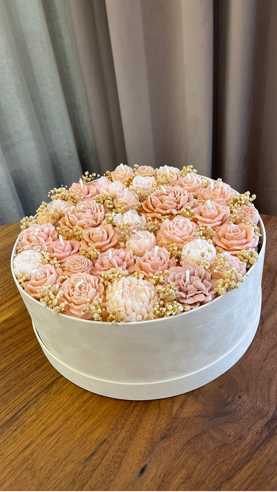 Velvet boxbukett beige