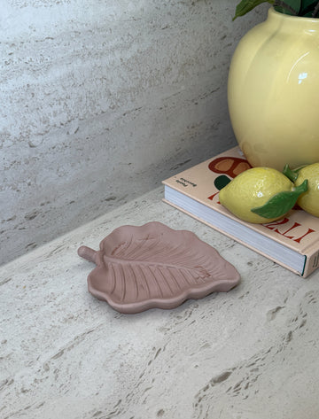 Höstblad bricka brun