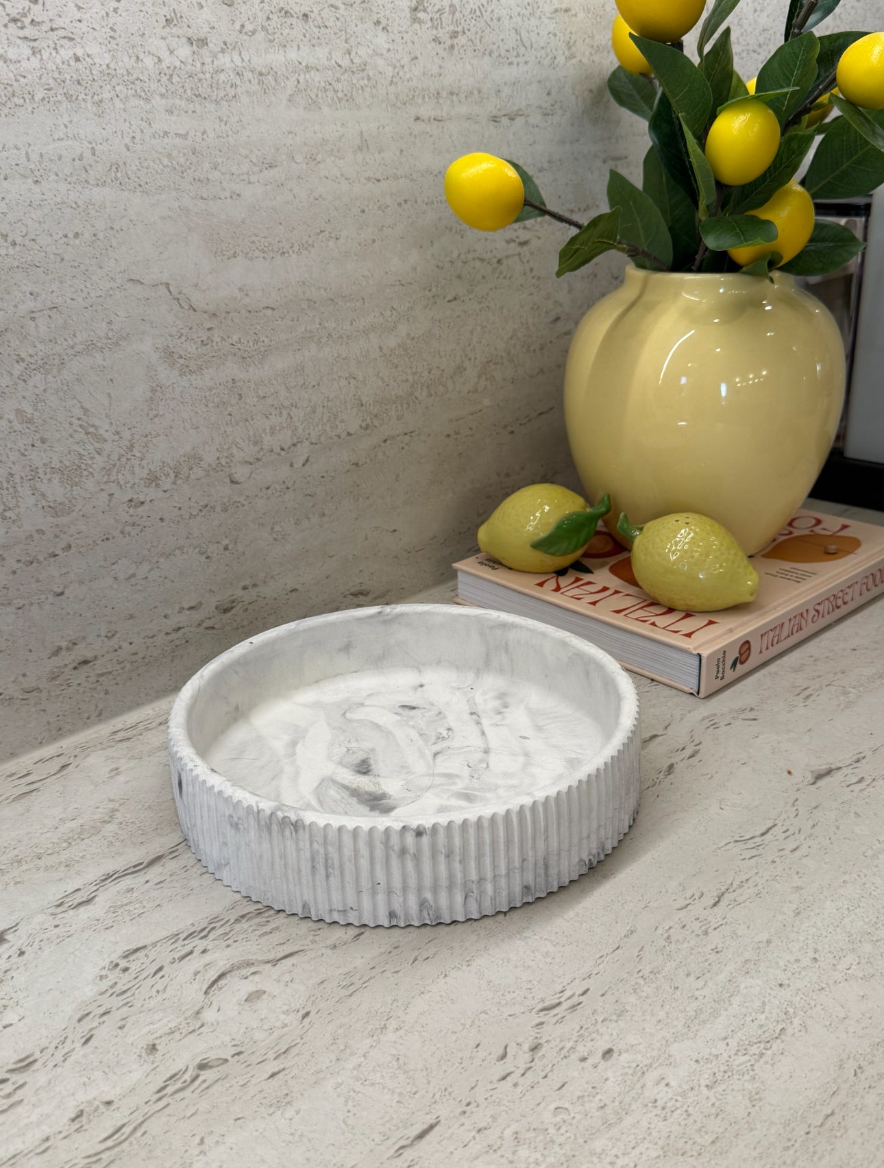 Randig skål-grå marmorering