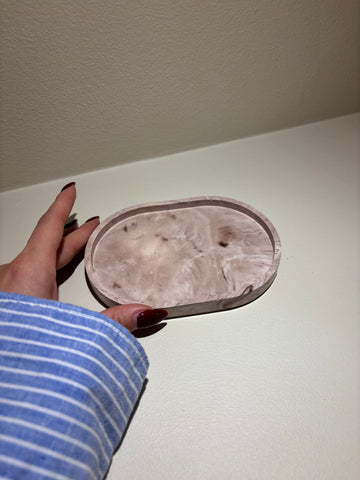 Oval bricka liten rosa